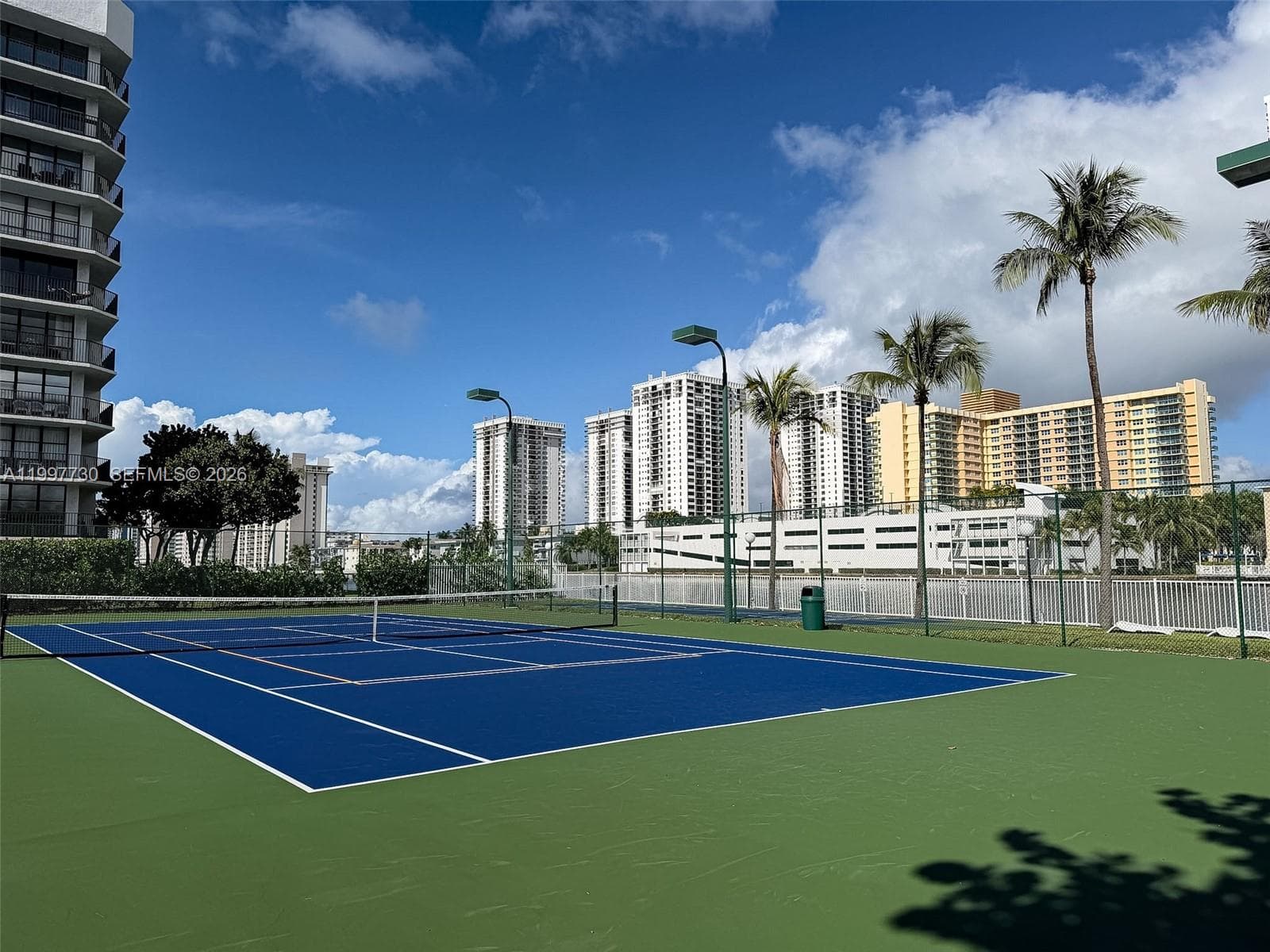 OCEANVIEW PARK CONDO · #531 in Hallandale Beach - Photo 28