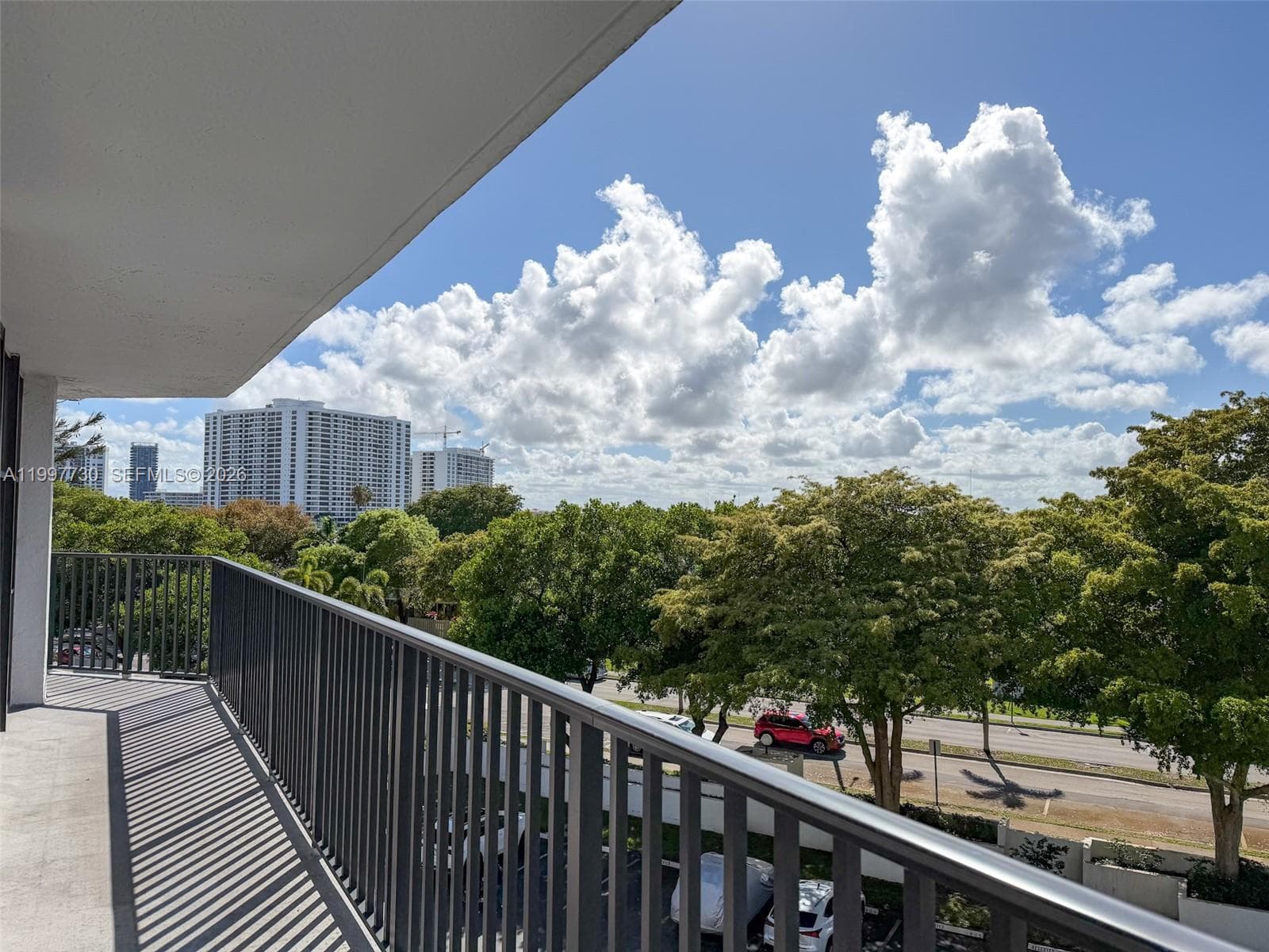 OCEANVIEW PARK CONDO · #531 in Hallandale Beach - Photo 9