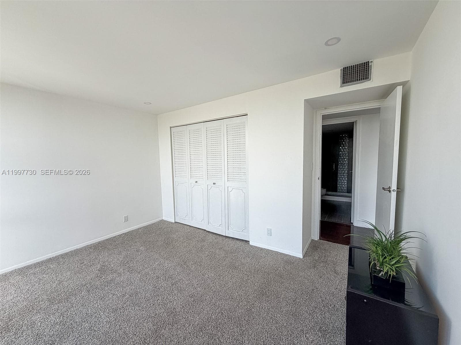 OCEANVIEW PARK CONDO · #531 in Hallandale Beach - Photo 18