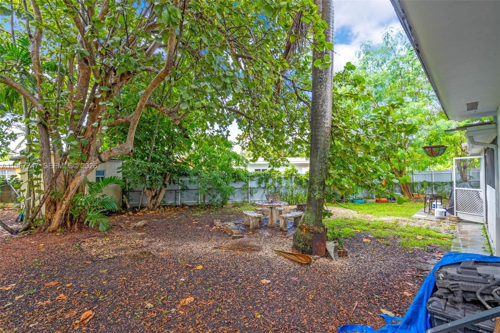 17930 NE 6th Ave photo 21