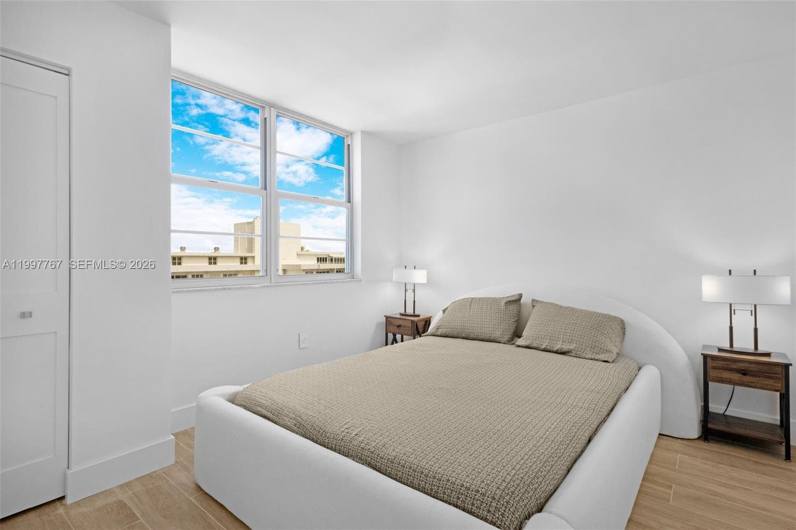 Arlene Beach · #1707 in Miami Beach - Photo 17