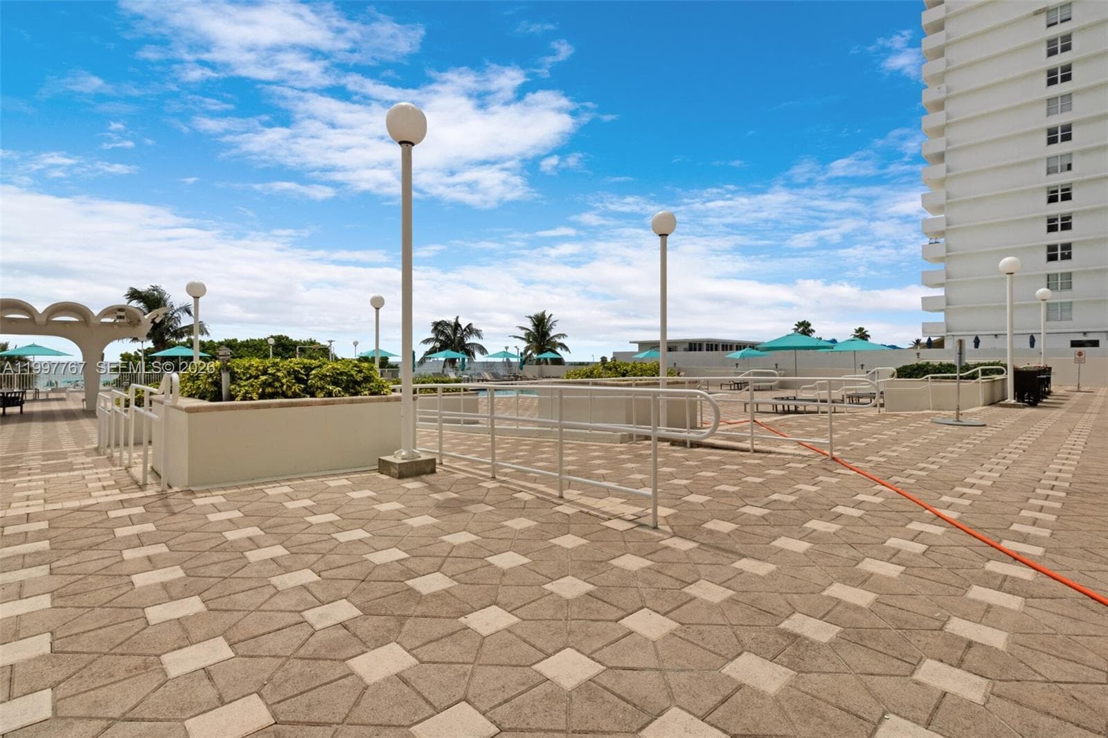 Arlene Beach · #1707 in Miami Beach - Photo 59