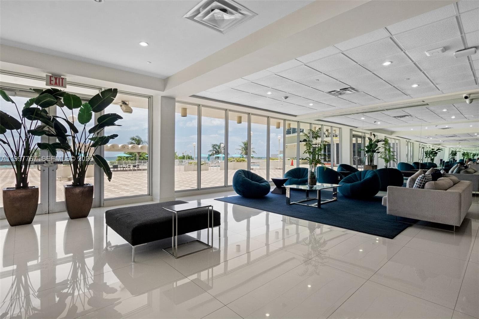Arlene Beach · #1707 in Miami Beach - Photo 54