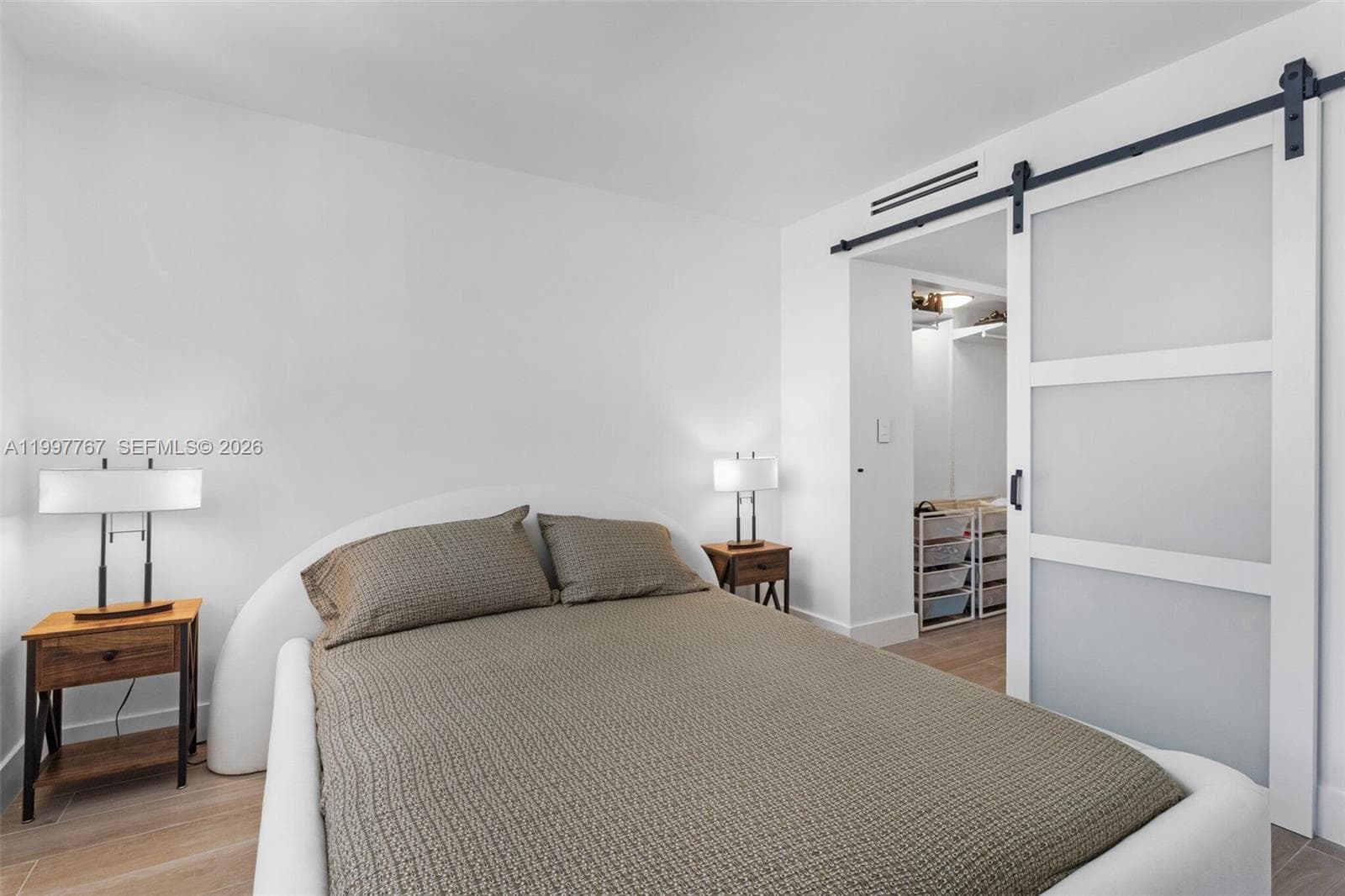 Arlene Beach · #1707 in Miami Beach - Photo 11