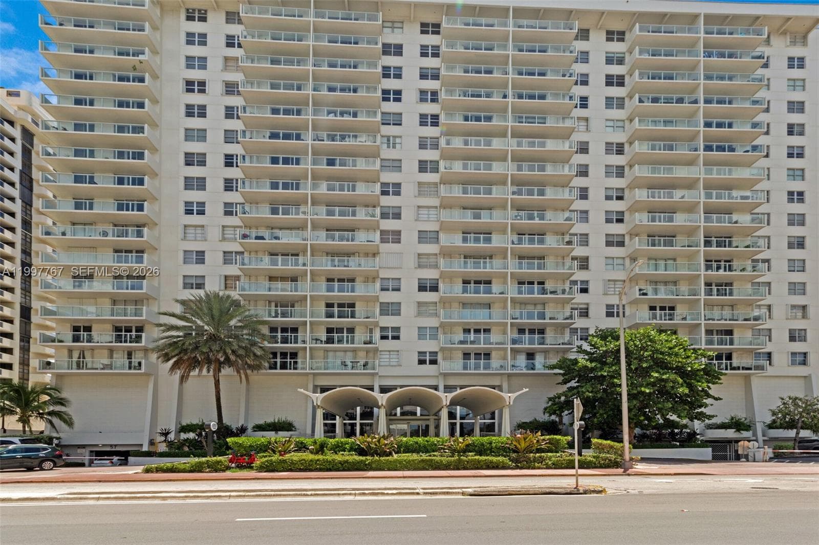 Arlene Beach · #1707 in Miami Beach - Photo 35