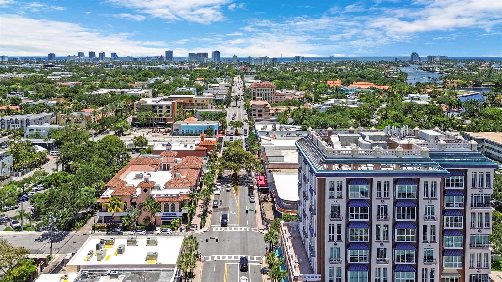 Entertainment District & close to beach