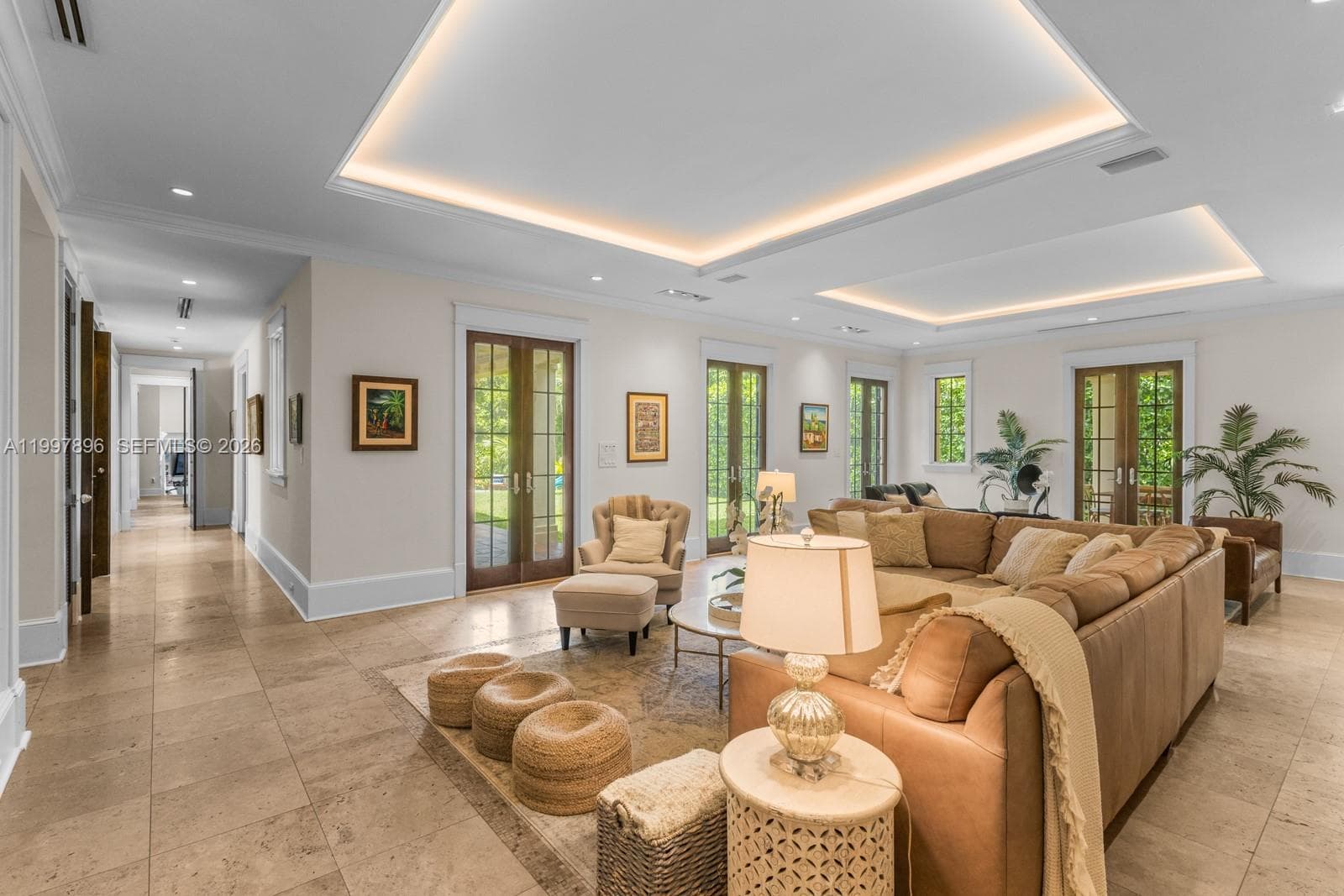 685 Harbor Ln photo 14