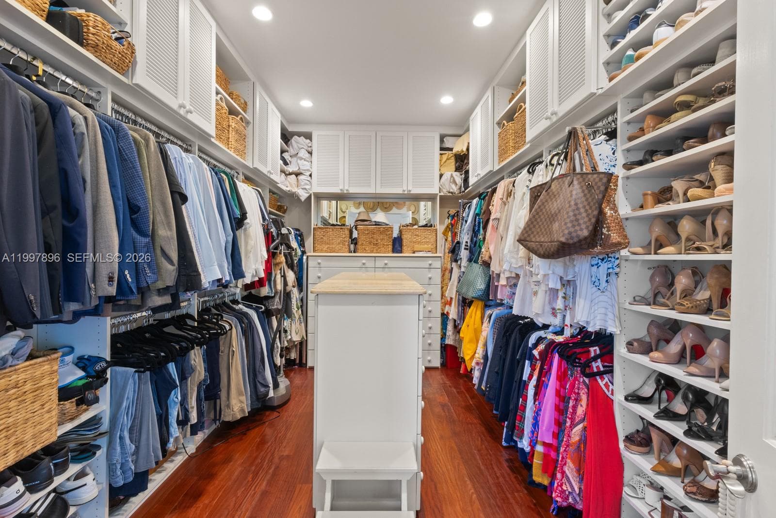 685 Harbor Ln photo 29
