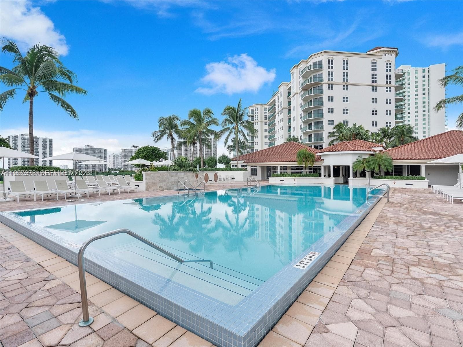 TURNBERRY VILLAGE · #1102 in Aventura - Photo 26