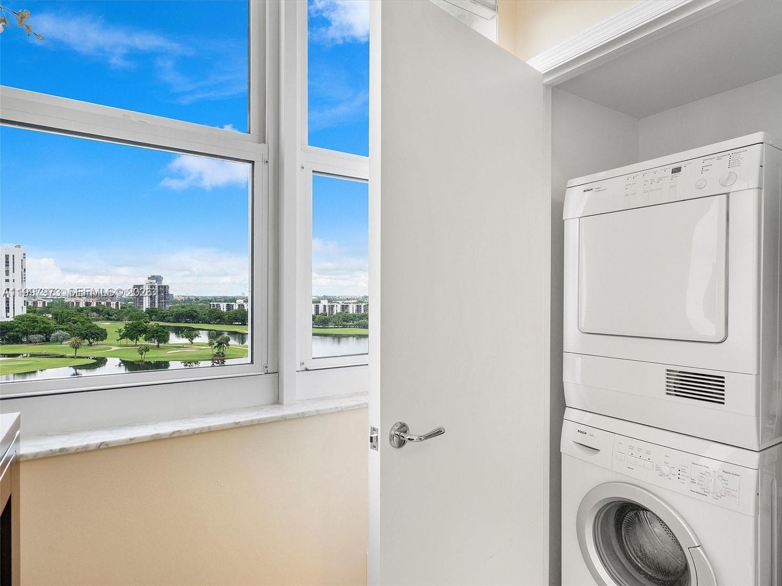 TURNBERRY VILLAGE · #1102 in Aventura - Photo 10