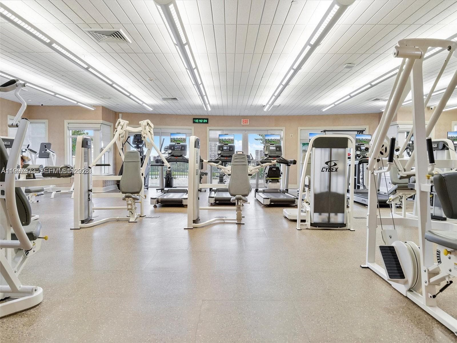 TURNBERRY VILLAGE · #1102 in Aventura - Photo 31