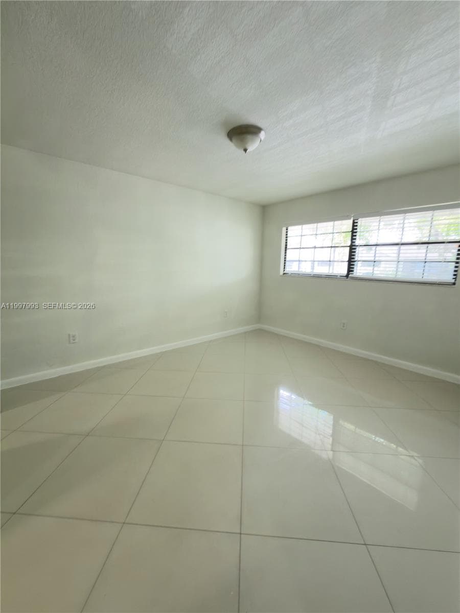 Carmenl At California · #204 in Miami - Photo 16