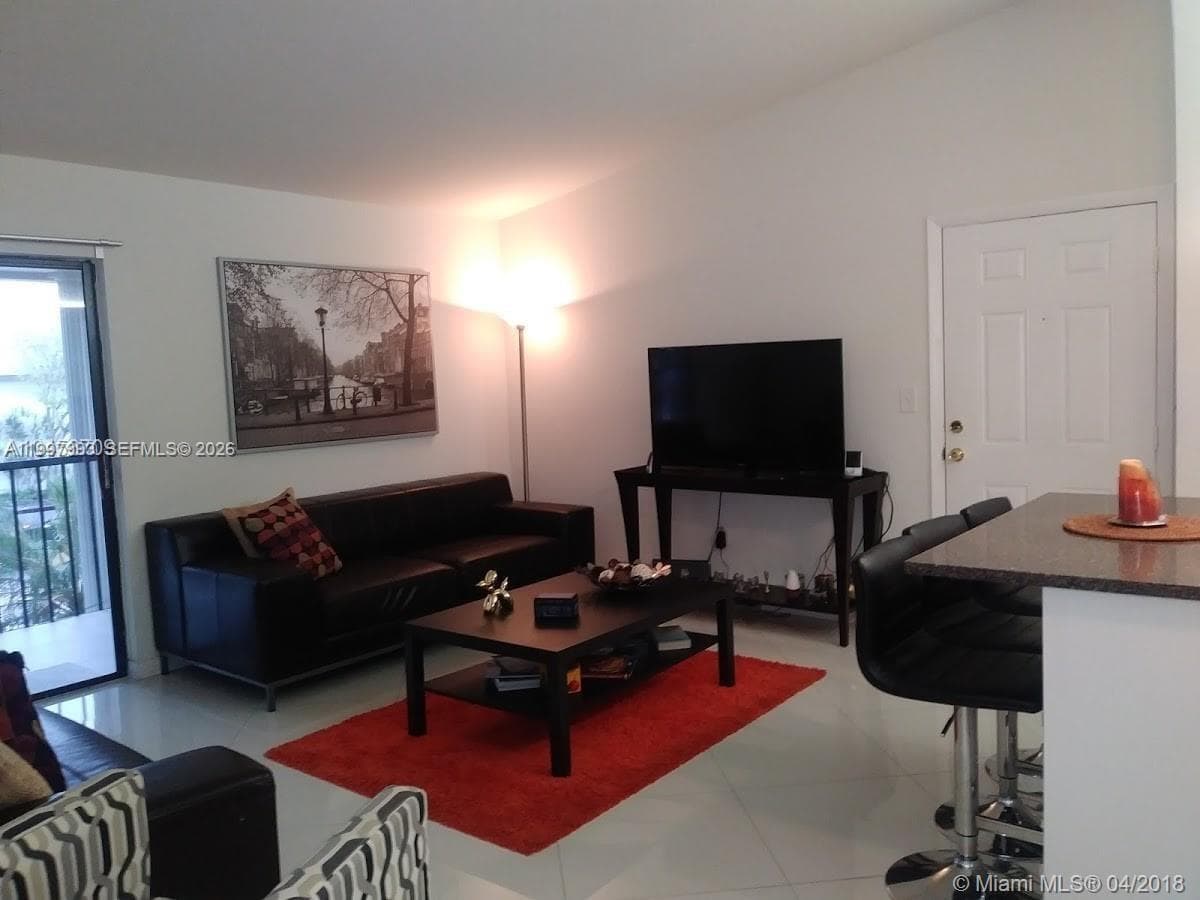 Carmenl At California · #204 in Miami - Photo 15