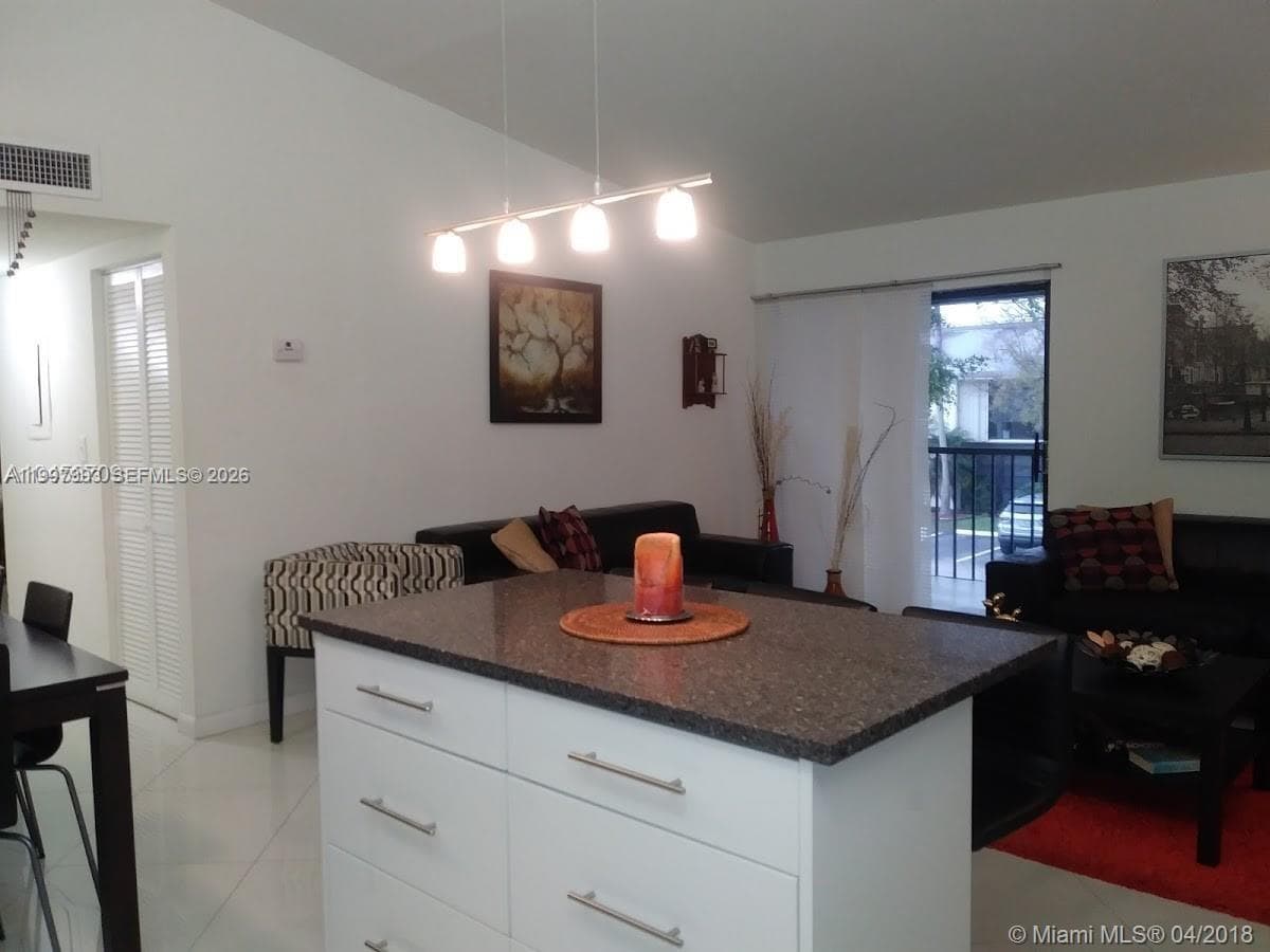 Carmenl At California · #204 in Miami - Photo 11