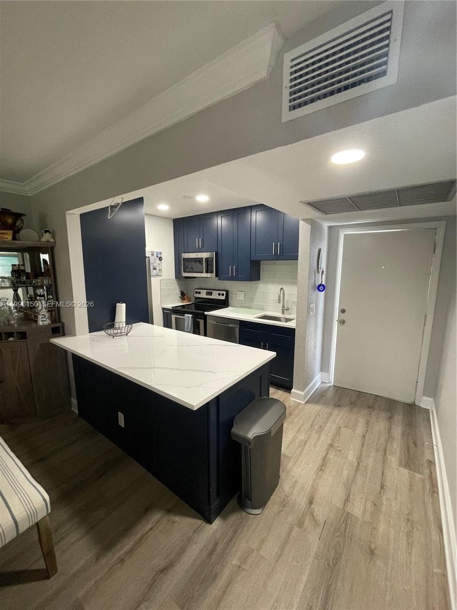 Lori-Lynn · #212 in North Palm Beach - Photo 8