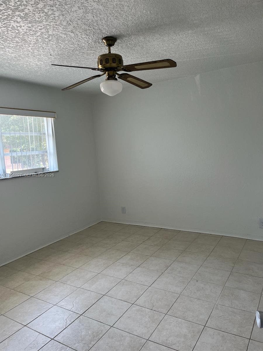 Cypress Gardens Condo · #6B in Hollywood - Photo 15