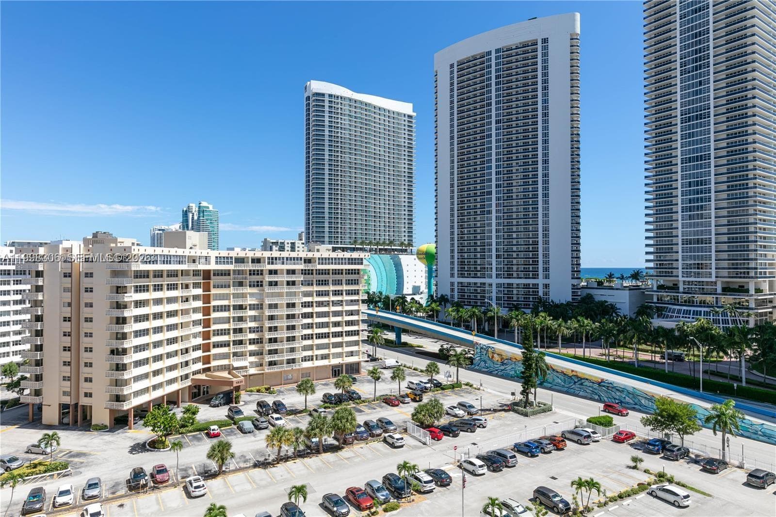 PLAZA TOWERS SOUTH · #1103 in Hallandale Beach - Photo 32