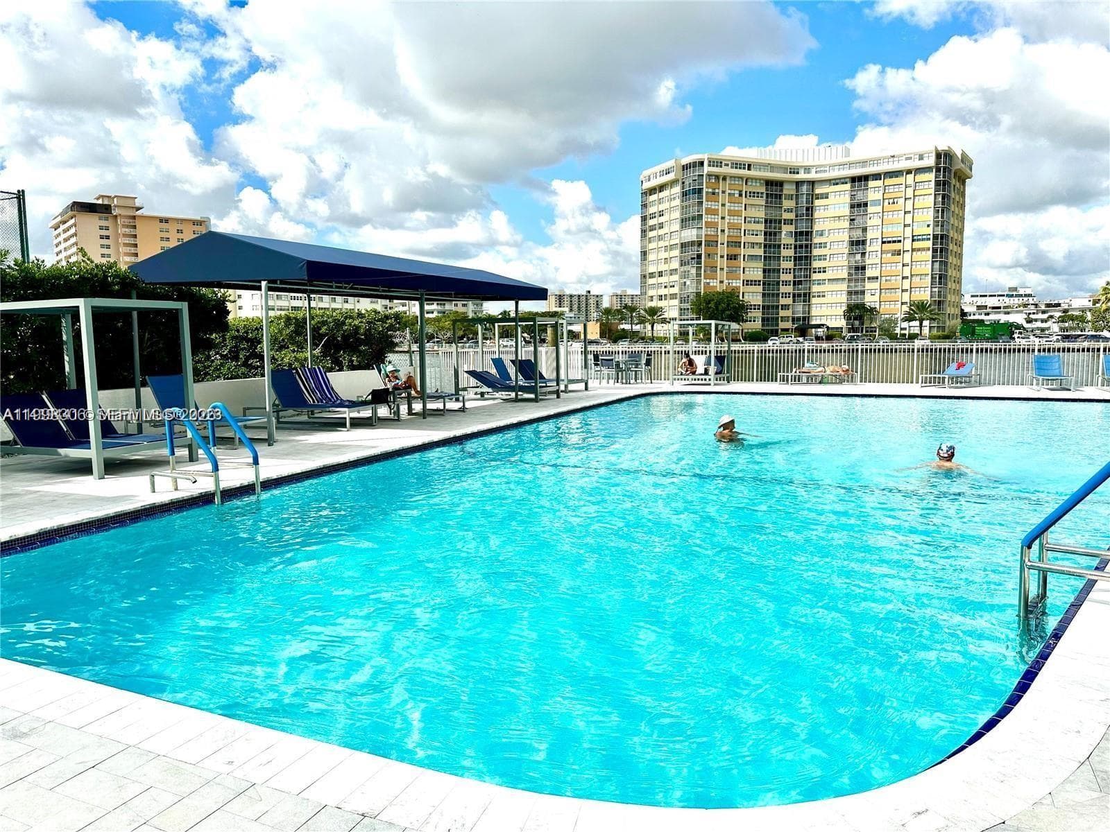 PLAZA TOWERS SOUTH · #1103 in Hallandale Beach - Photo 34