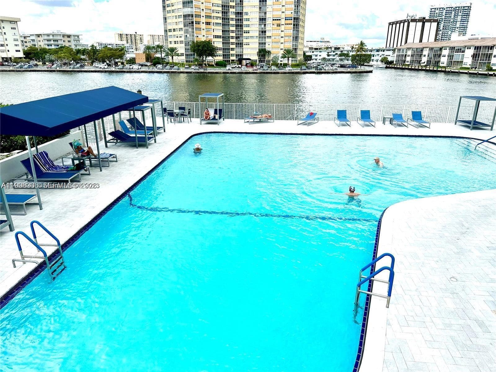 PLAZA TOWERS SOUTH · #1103 in Hallandale Beach - Photo 33