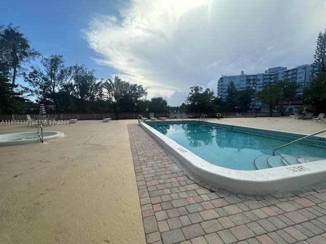 WILSHIRE CONDO · #616E in Miami - Photo 6