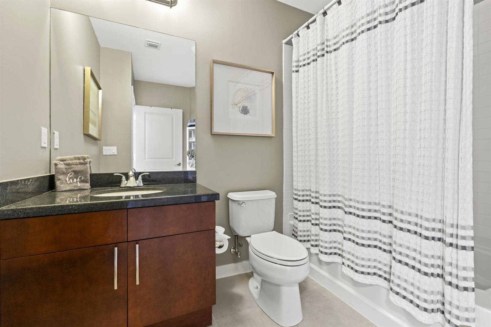 2nd bathroom