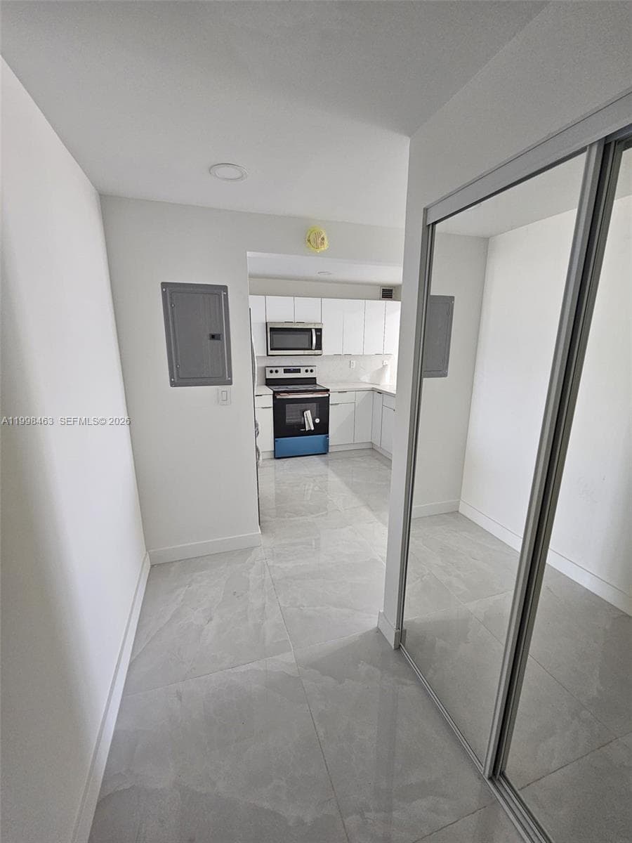 BAY PLAZA CONDOMINIUM · #506 in Miami Beach - Photo 6