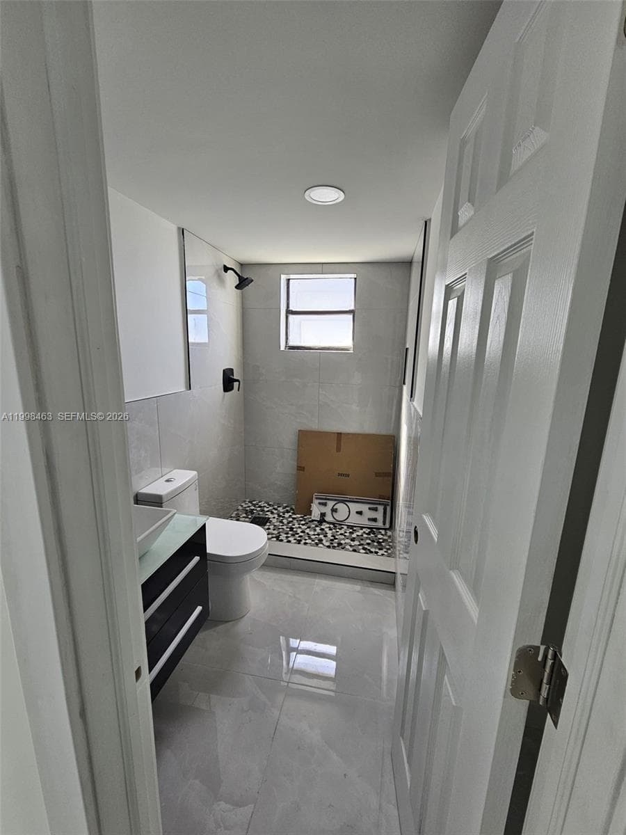 BAY PLAZA CONDOMINIUM · #506 in Miami Beach - Photo 11