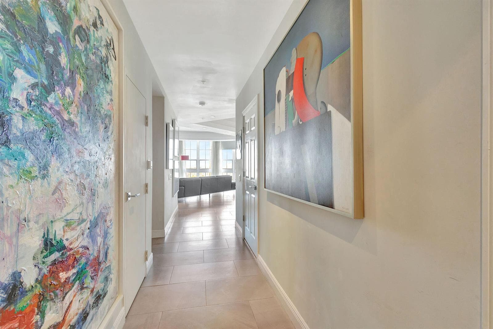 FOYER