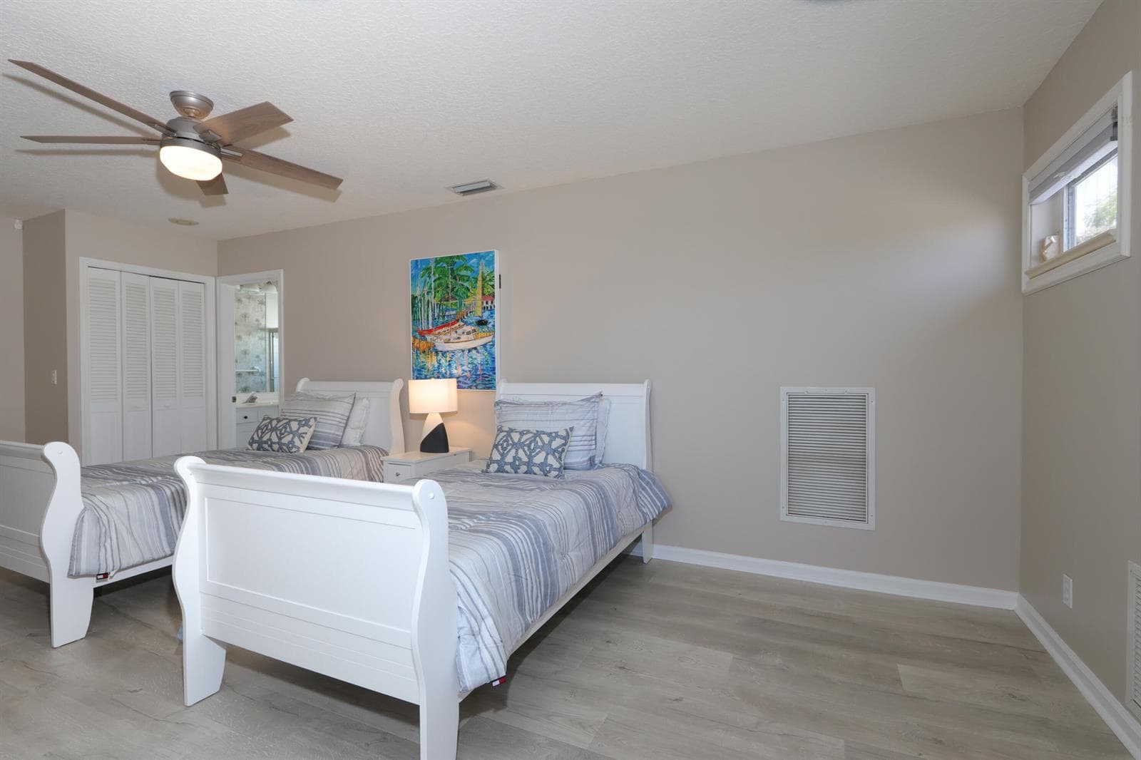 400 Seaside lane