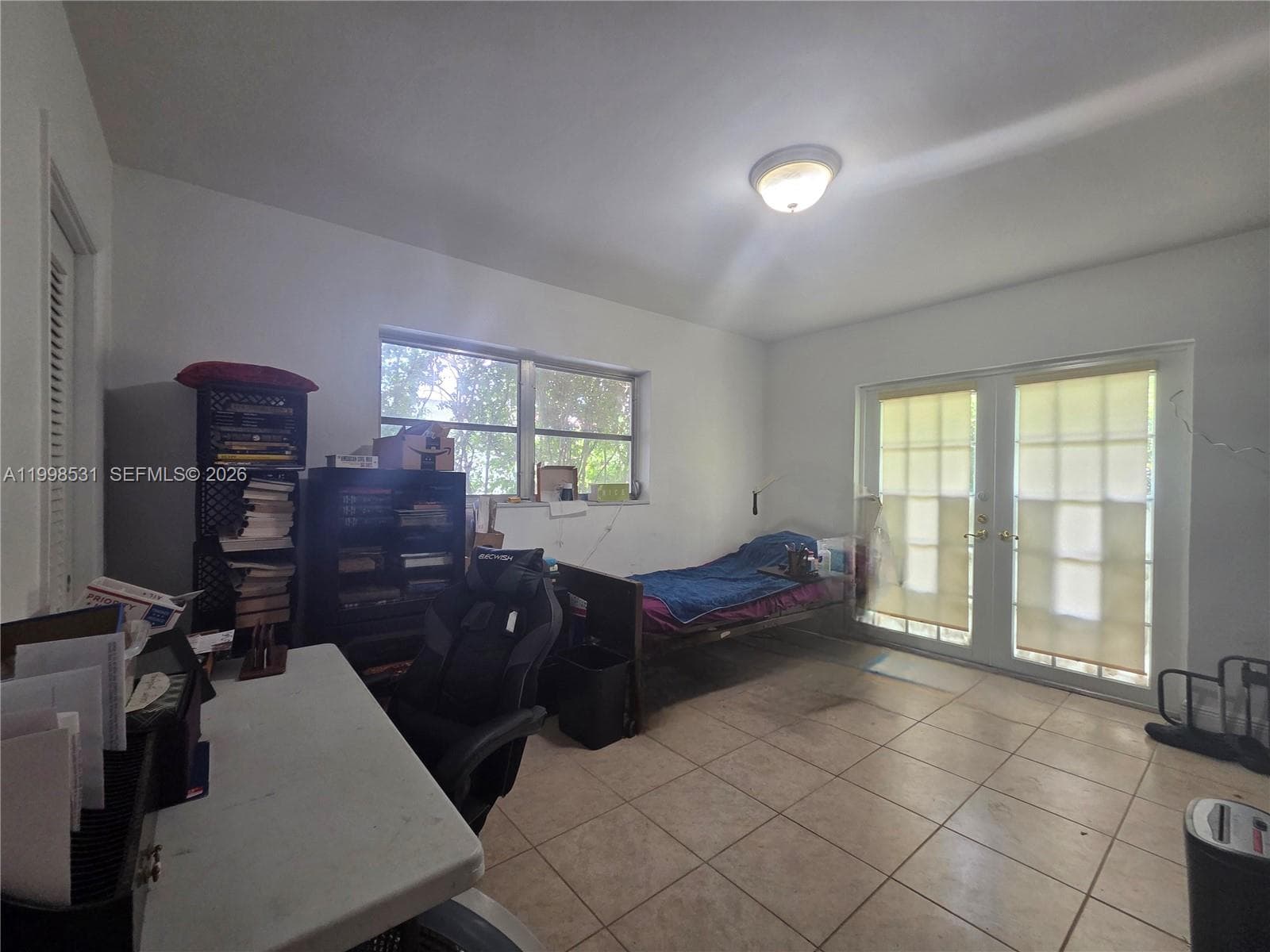 345 Malaga Ave photo 26