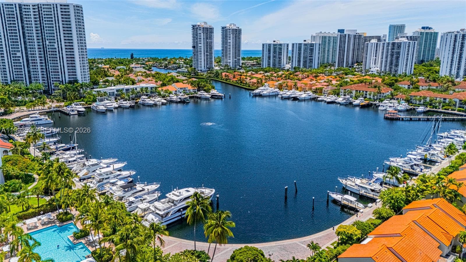 HARBOR TWS AT THE WATERWA · #601+DEN in Aventura - Photo 34