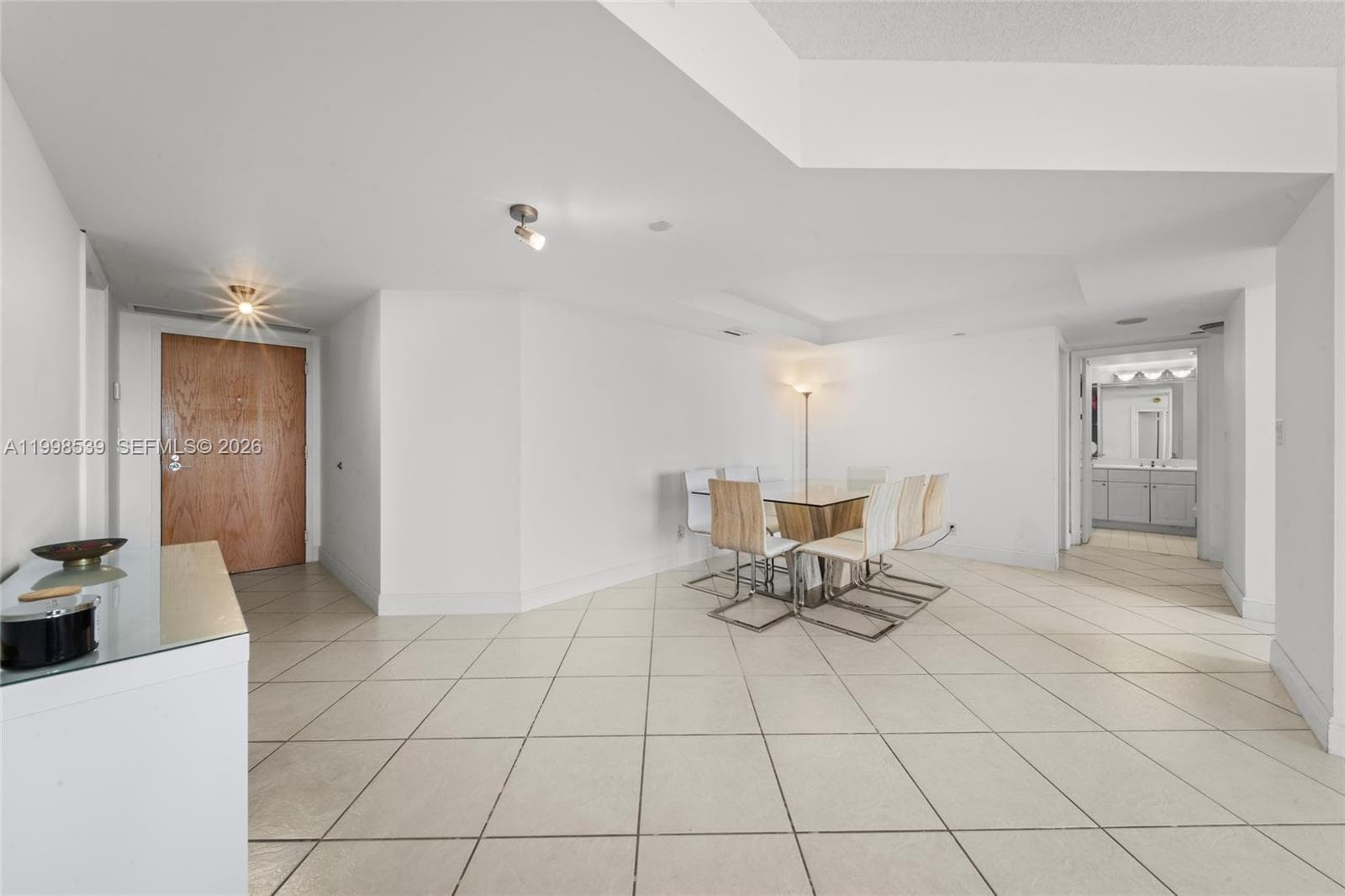HARBOR TWS AT THE WATERWA · #601+DEN in Aventura - Photo 11
