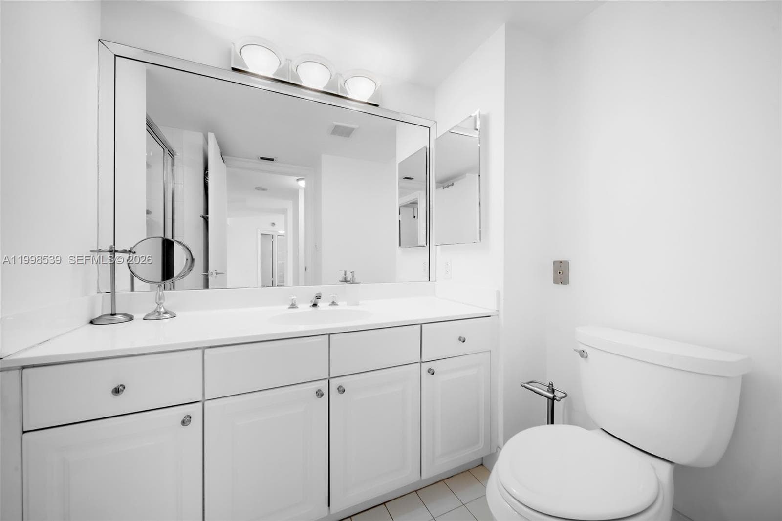 HARBOR TWS AT THE WATERWA · #601+DEN in Aventura - Photo 29