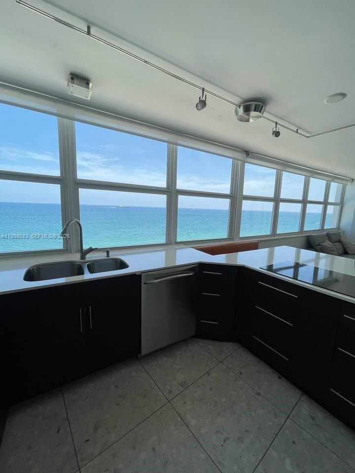 Four Seasons Private Residences Fort Lauderdale · #12E in Fort Lauderdale - Photo 4