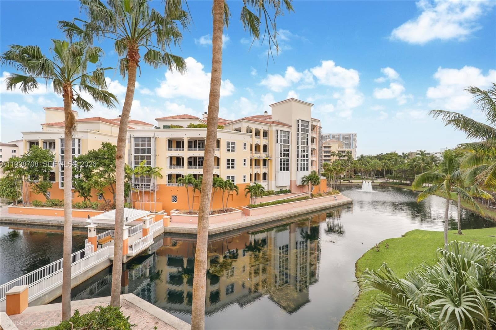 LAKE VILLA TWO CONDO · #301 in Key Biscayne - Photo 33