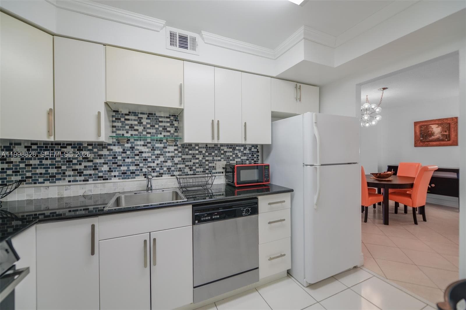 HEMISPHERES CONDO · #14D in Hallandale Beach - Photo 12