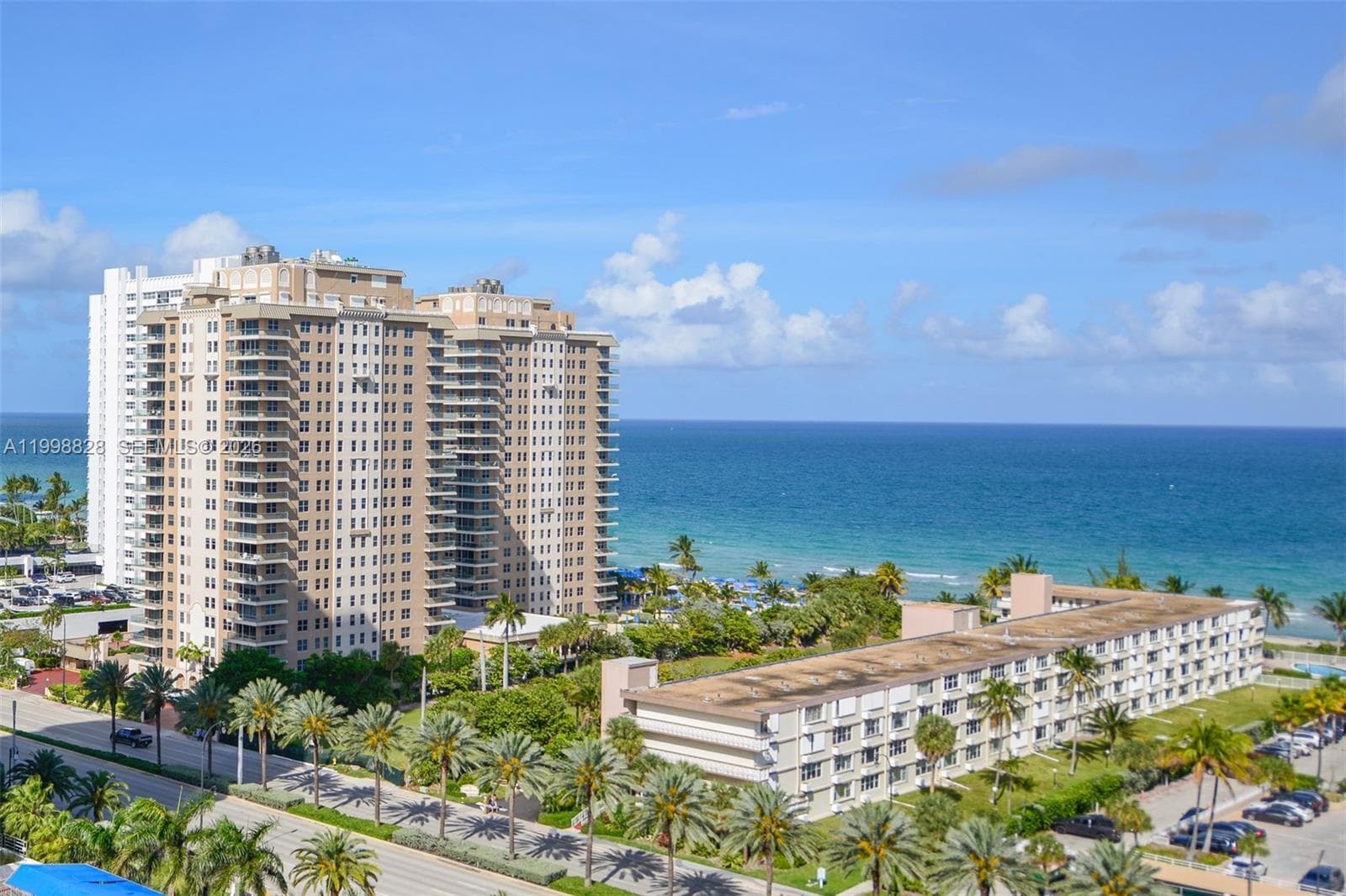 HEMISPHERES CONDO · #14D in Hallandale Beach - Photo 22