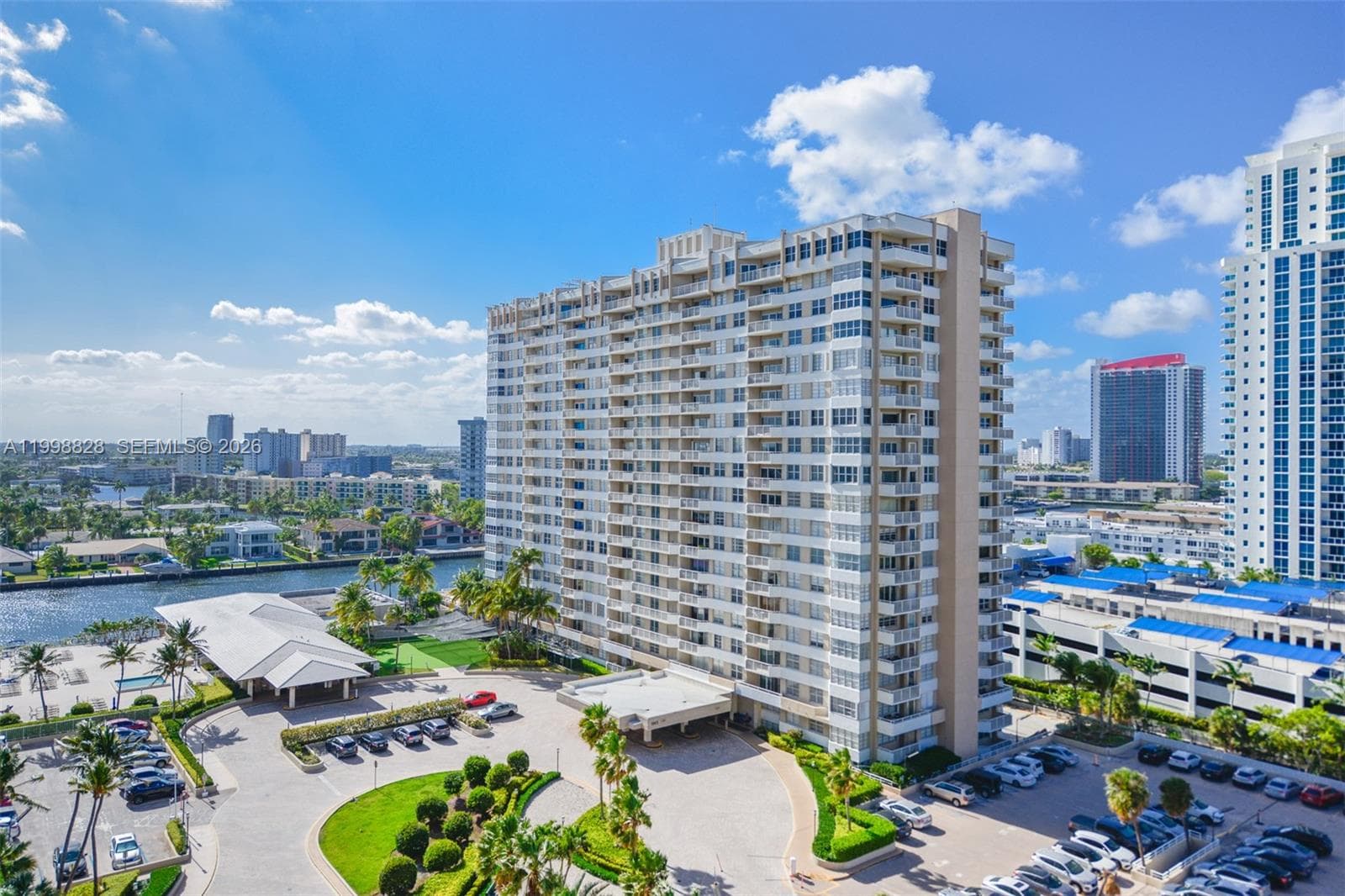 HEMISPHERES CONDO · #14D in Hallandale Beach - Photo 38