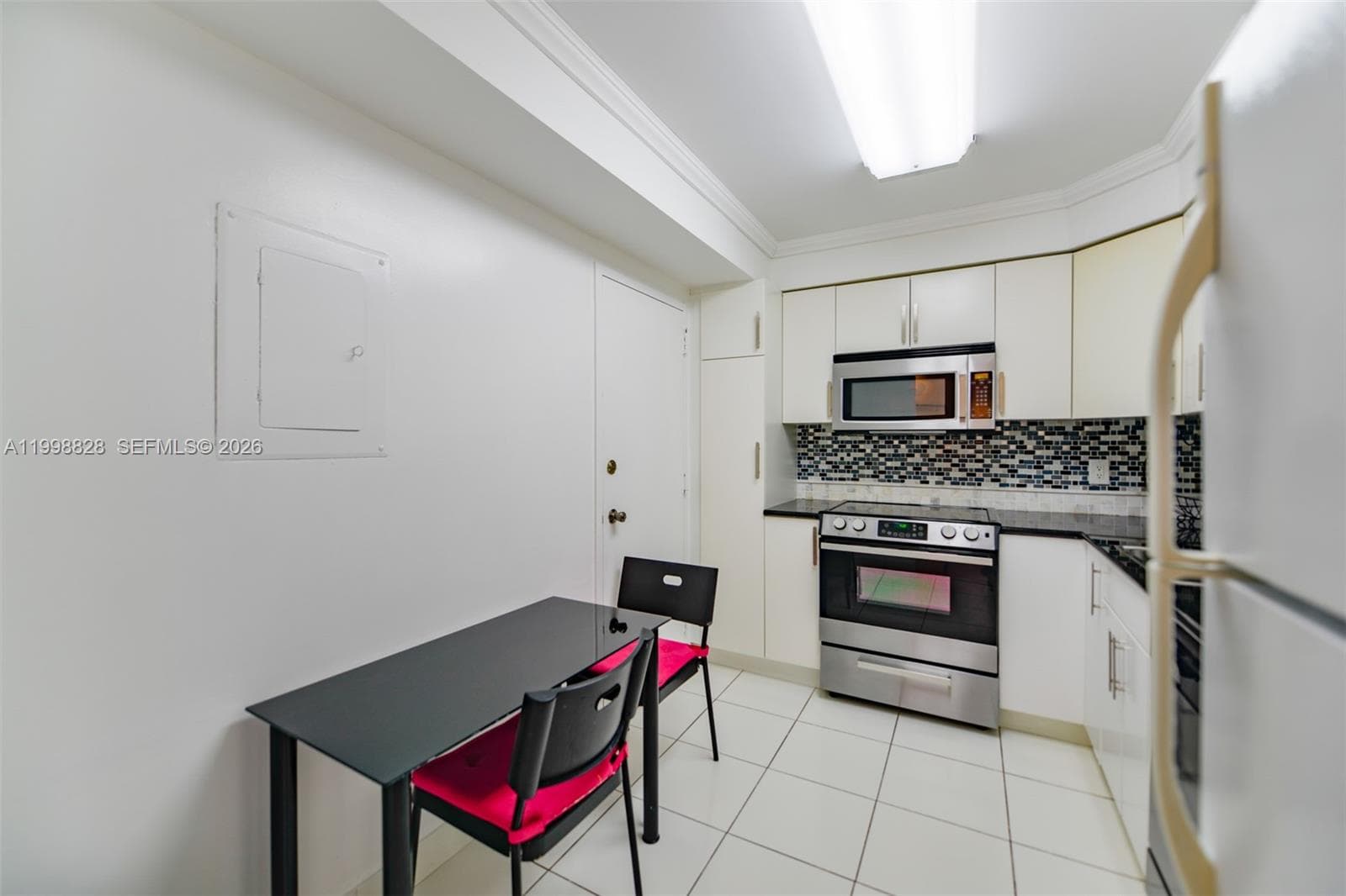 HEMISPHERES CONDO · #14D in Hallandale Beach - Photo 11