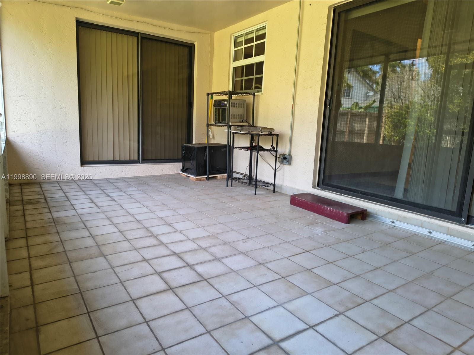 Spacious patio for entertainment