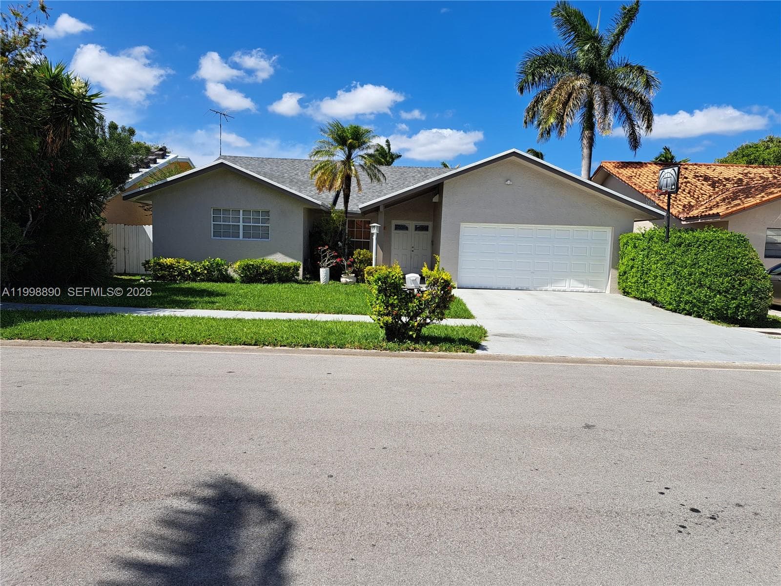 14527 SW 106th Ter photo 1