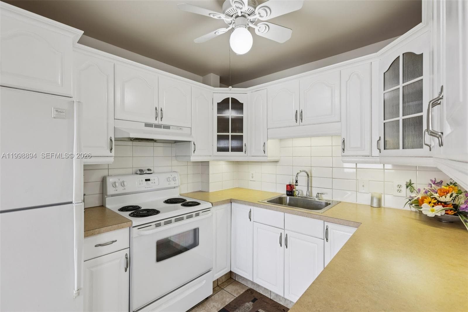 RONOLA APTS CONDO · #18 in Dania Beach - Photo 5