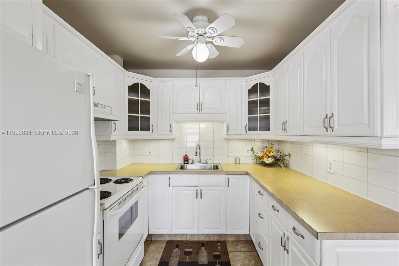RONOLA APTS CONDO · #18 in Dania Beach - Photo 4