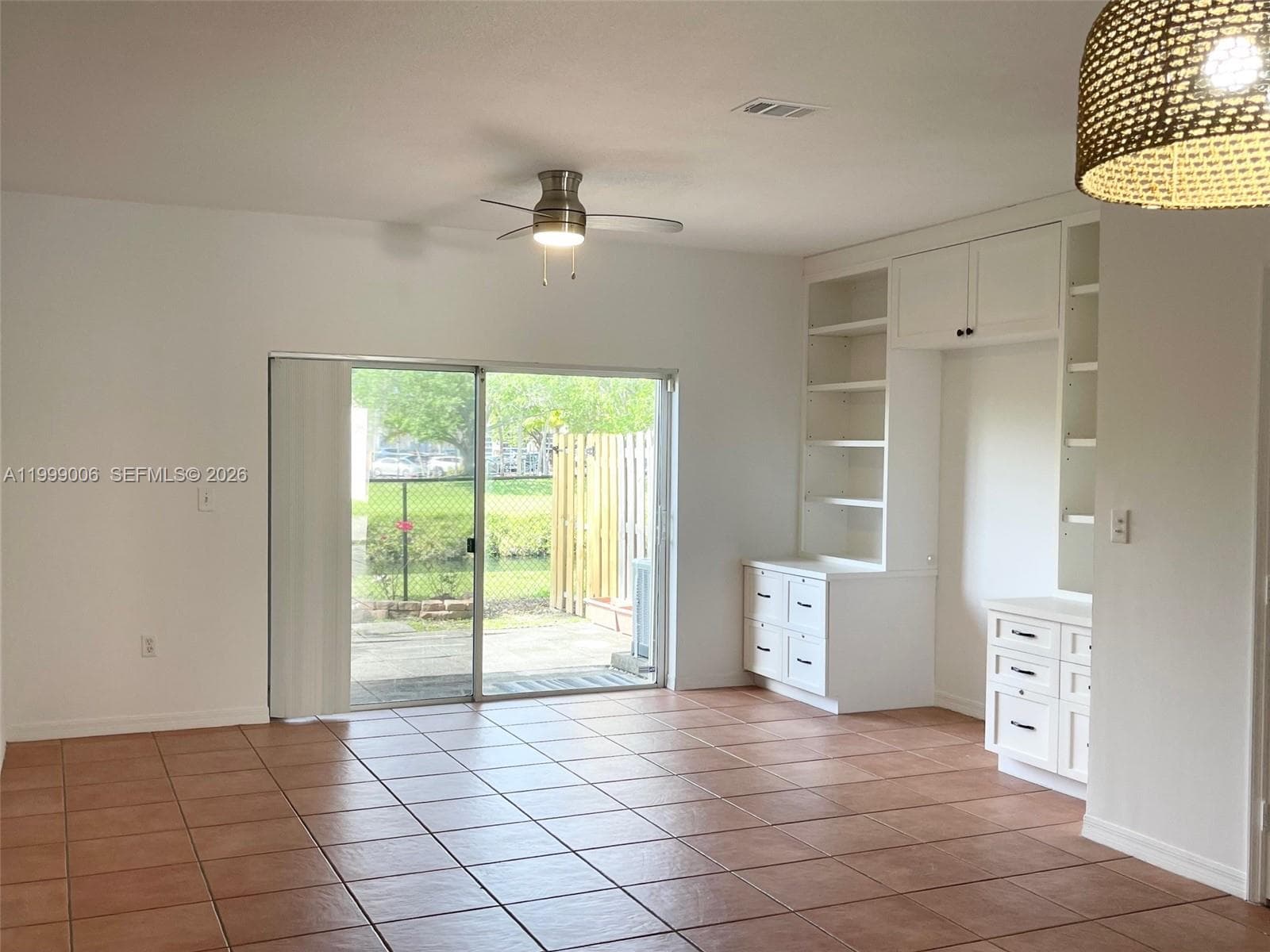 15750 SW 92nd Ave #20C photo 25