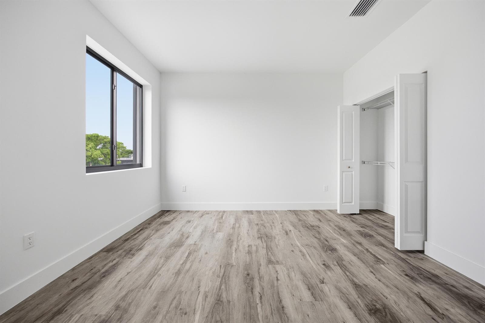 22-bedroom