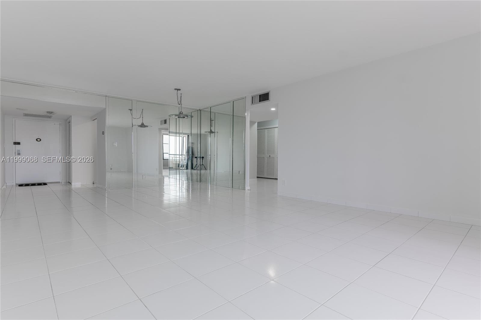 OLYMPUS CONDO PH A · #1110 in Hallandale Beach - Photo 9