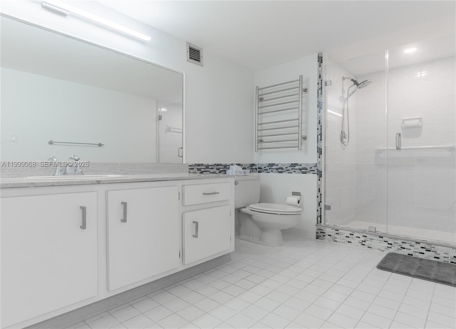 OLYMPUS CONDO PH A · #1110 in Hallandale Beach - Photo 4