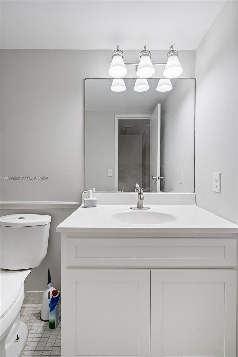 DESOTO PARK CONDO · #316 in Hallandale Beach - Photo 17