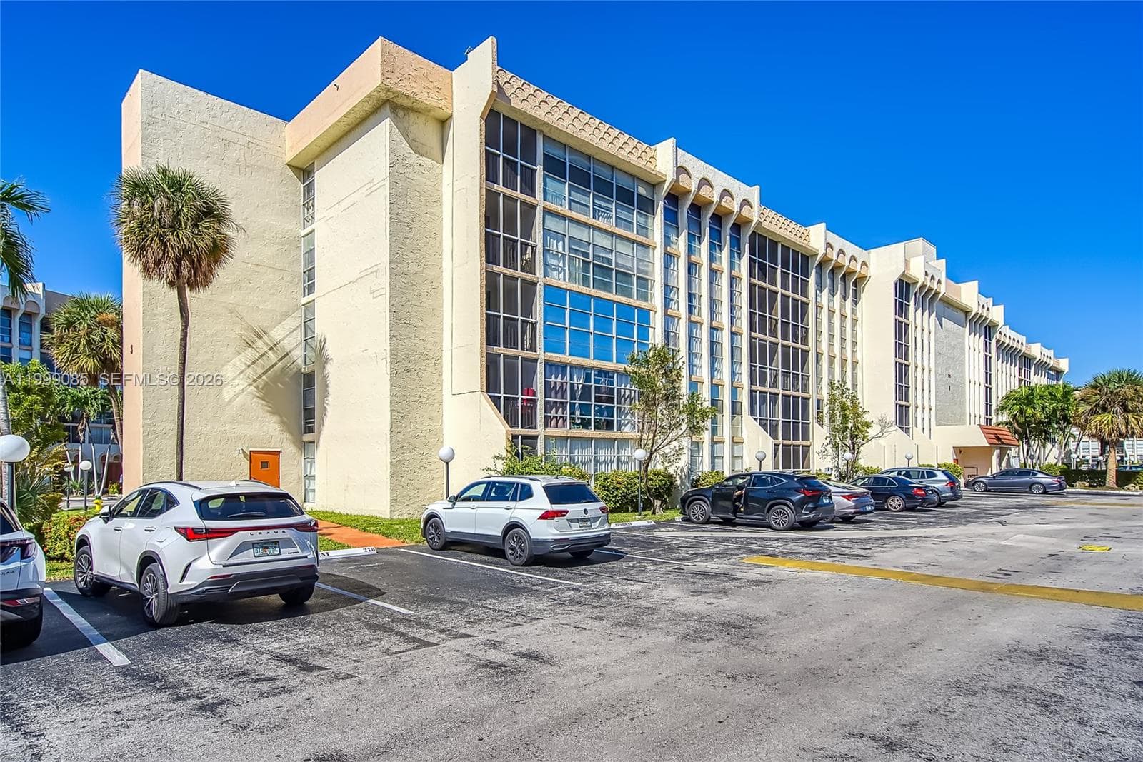 DESOTO PARK CONDO · #316 in Hallandale Beach - Photo 26