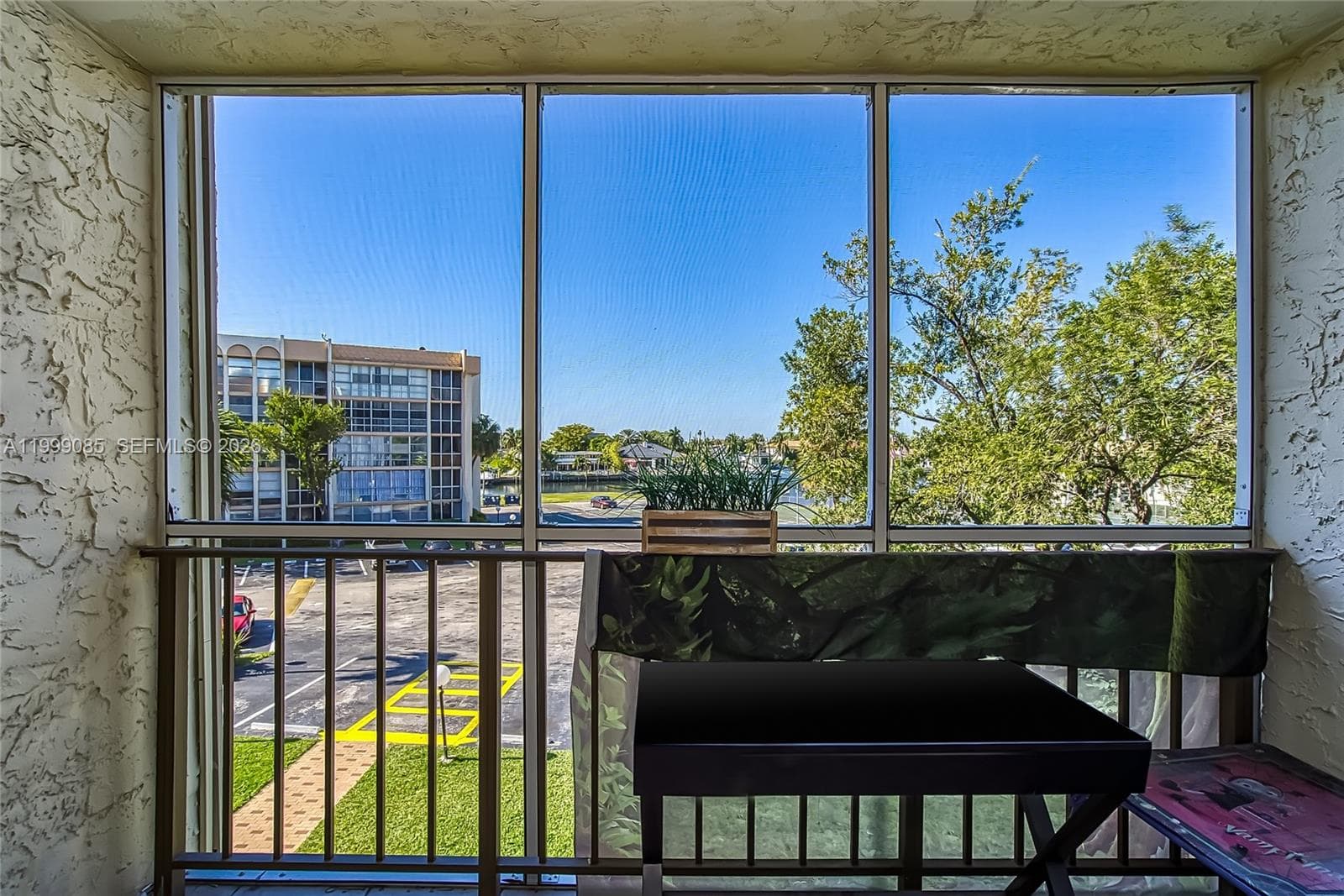 DESOTO PARK CONDO · #316 in Hallandale Beach - Photo 22